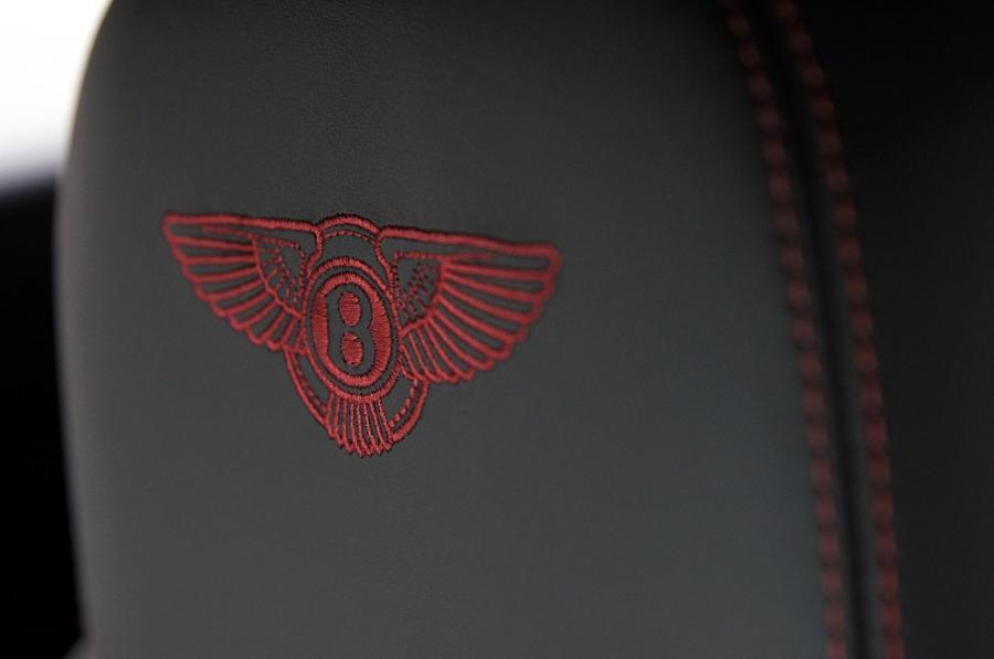  Bentley Continental GT V8 2013 года  (фото 16 из 38)